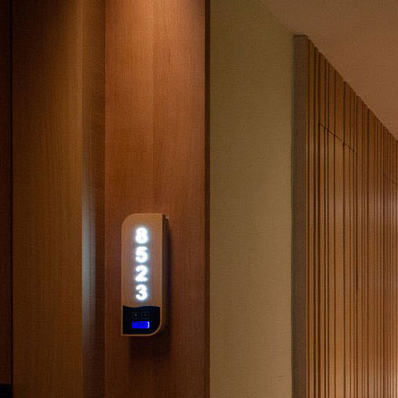 戶外用餐區休閑椅設計與桌椅搭配:打造愜意與自然融合的戶外用餐體驗